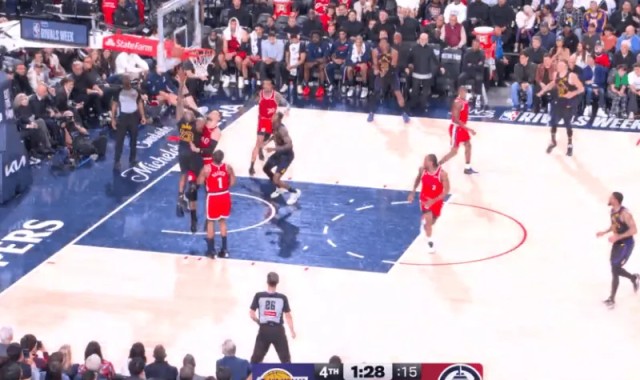 中国体育-湖人快船裁判报告：1次误判，误判祖巴茨的打手犯规