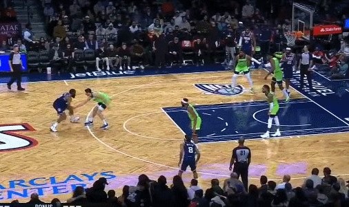 在线体育-【观察】哈登需要增加中投？卡莱尔用小萨不顺手？