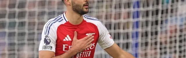 官方网站-梅里诺：我第一次踢中锋 阿尔特塔早上才告诉我