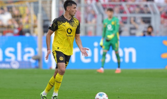 体育赛事-回归！官方：切尔西激活合同条款，从多特提前召回中卫安塞尔米诺