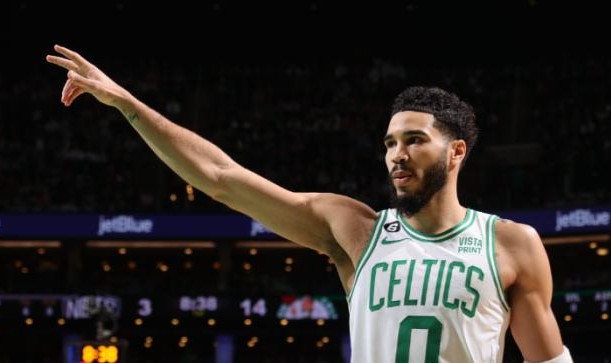 绿军大胜篮网却暗藏隐患 铁人塔图姆也得多歇歇？