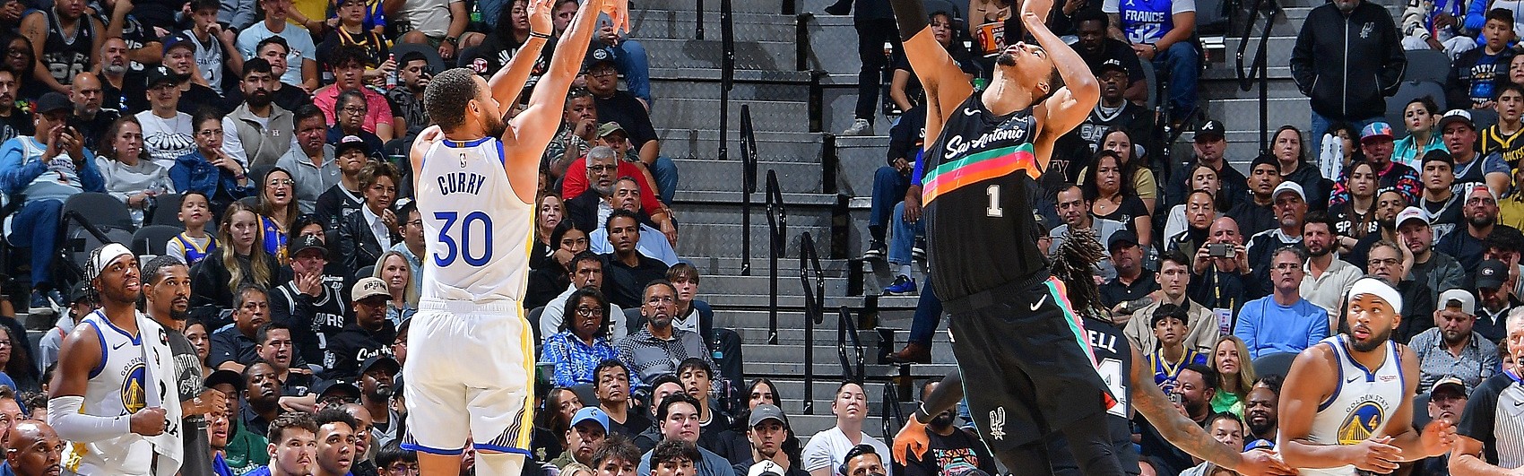 在线体育-巴特勒报销勇士梦碎！美媒建议库里联手文班 福克斯&amp;索汉等成筹码